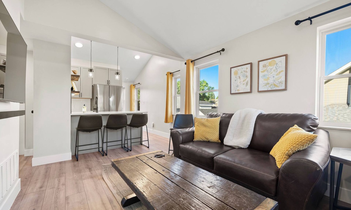 Berkeley Apartment | Walkability 10/10, less than 5 miles to downtown and I-70