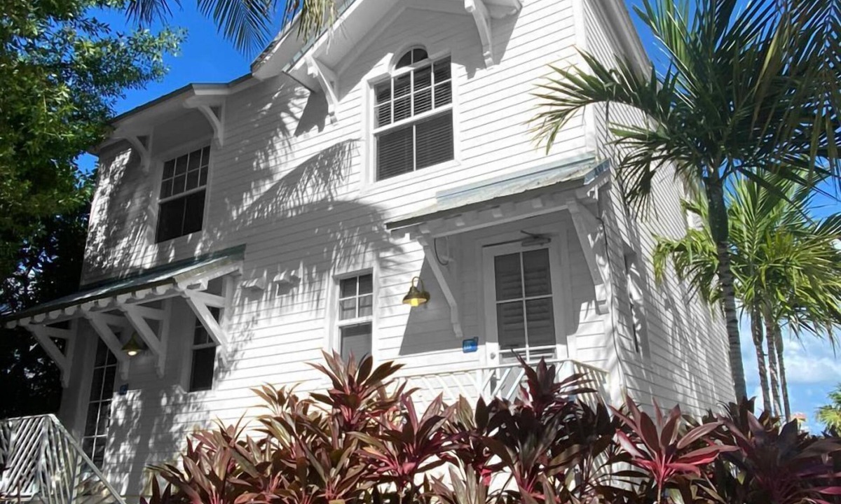 Islamorada Hotel | Waterfront Escape: Bayfront Accommodation w/Kitchen, Onsite Pool, Free Parking