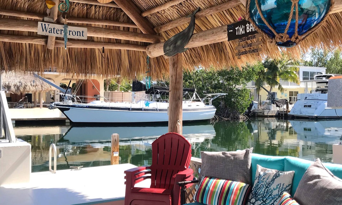 Pirates Cove House | Waterfront Key Largo – Private Dock, Tiki Oasis & Pet Friendly – Sleeps 6