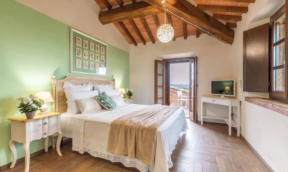 Monteroni d'Arbia Apartment | White Lily with a view of Siena