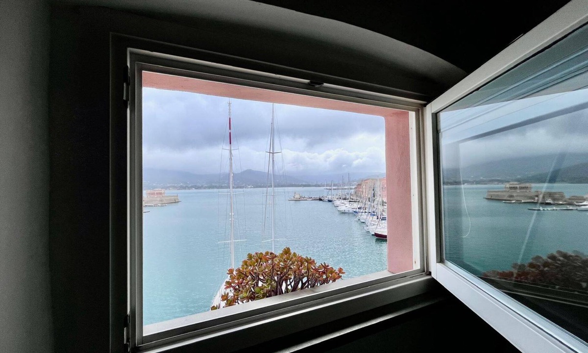Portoferraio Old Town Apartment | With a view of the Darsena of Portoferraio