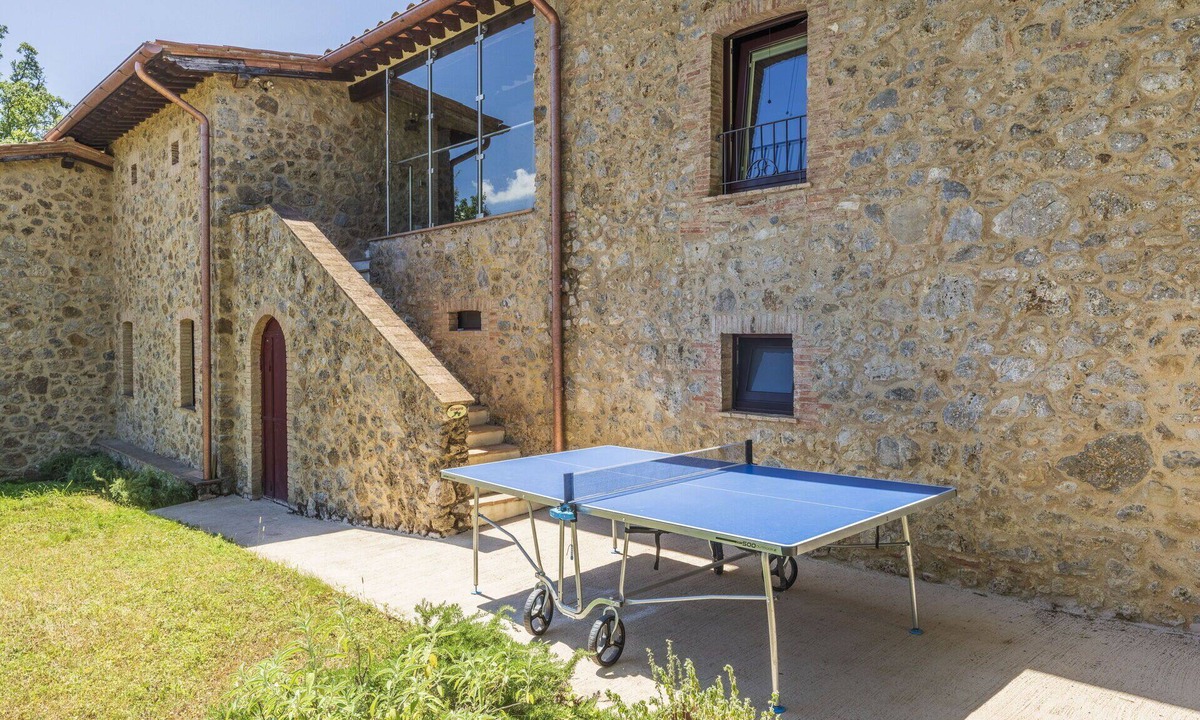 Massa Marittima Villa | Wonderful private villa for 14 people with A/C, WIFI, TV and pets allowed
