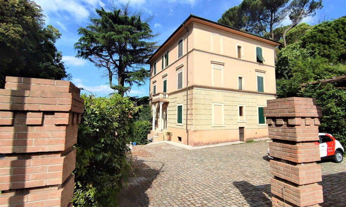 Massa Marittima Villa | Wonderful villa for 4 guests with A/C, WIFI, TV, patio and pets allowed