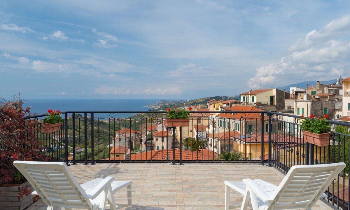 Terzorio House | Wonderful villa for 4 people with WIFI, A/C, TV, terrace and pets allowed