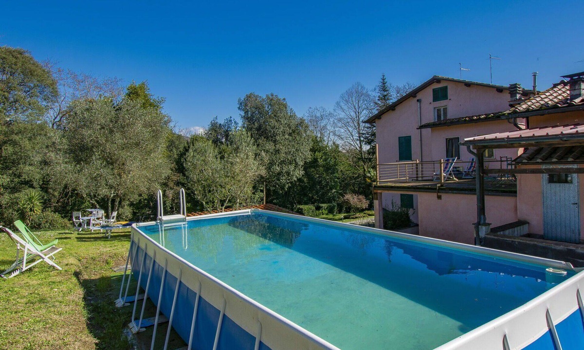Vicopelago Villa | Wonderful villa for 7 people with WIFI, private pool, TV, terrace and pets allowed
