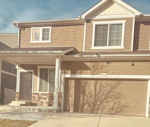 Green Valley Ranch House | Yedengel