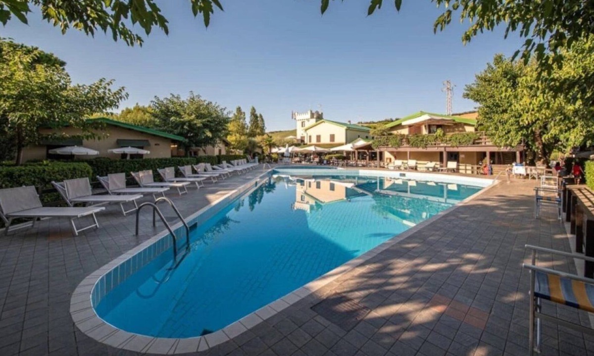 Pineto House | ZEcamping 4* pataugeoire chiens acceptés animations locatif TV clim