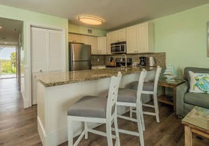 2405 Ocean Pointe Suites