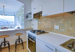 Beautiful apartment overlooking the beach and the houses of Recco.