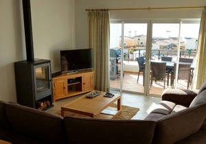 Luxury 3 Bedroom Townhouse, With Shared Pool And Fabulous Sea Views.