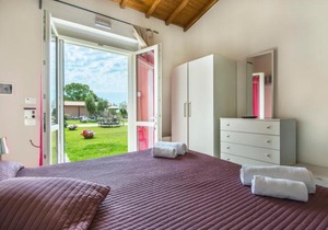 Marina Velca Villa Sleeps 24 Pool WiFi