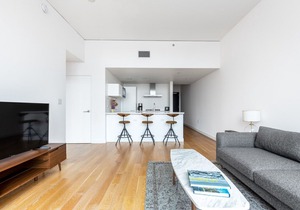 Sleek Downtown 1BR w/ Gym, Doorman, near Metro Center, by Blueground