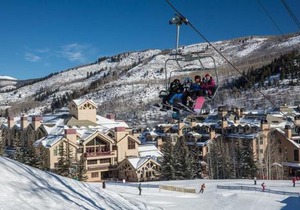 Strawberry Park Ski-in Ski-Out Condo Close to Chairlift