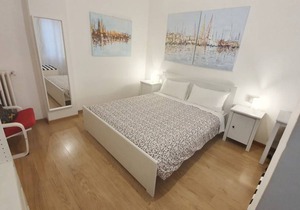 The apartment is next to the central train station