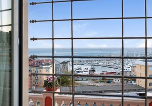 Trilocale in villa vista mare Apt 1