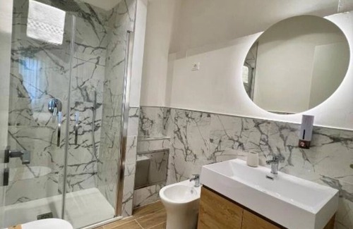 San Jacopino Apartment | Florentia Boutique: Deluxe Double/Twin Room with Single Beds