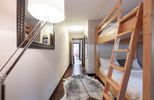 Blueberry Hill Apartment | Greyhawk 123 by Outpost Whistler