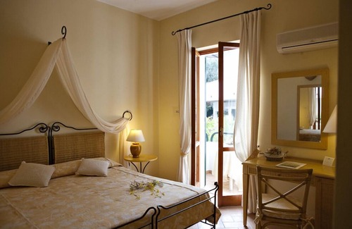 Sant' Andrea Hotel | Hotel Gallo Nero
