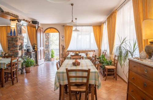 Varese Ligure House | 028 - Agriturismo "Il Boschetto" con PISCINA, Pace E Natura - Camera Familiare