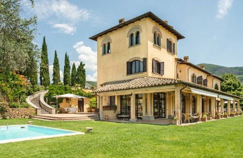 Poggio Catino Apartment | 1 bedroom accommodation in Poggio Catino