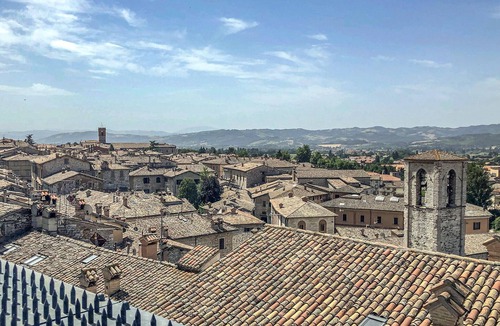 Monteluiano Apartment | 1 bedroom awesome apartment in Gubbio