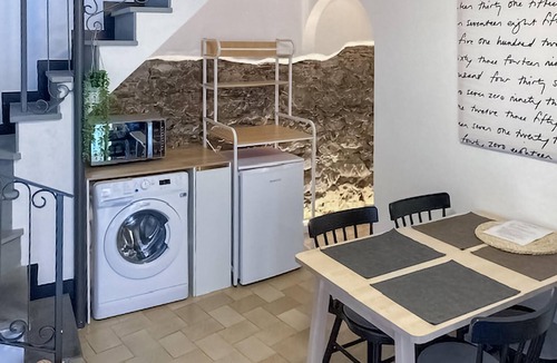 Comeglio Apartment | 1 bedroom lovely apartment in Moneglia