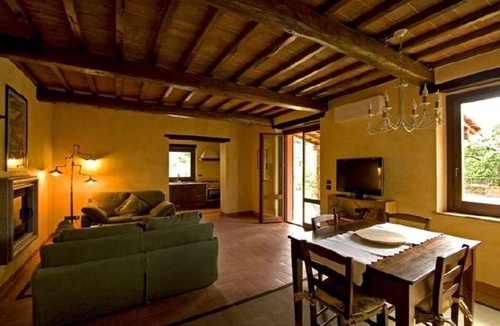 Paciano Apartment | 1 bedroom stunning apartment Umbria