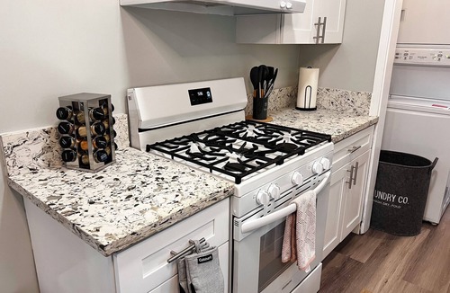 East Hollywood Apartment | 1-BR Retreat in East Hollywood – Prime Location!