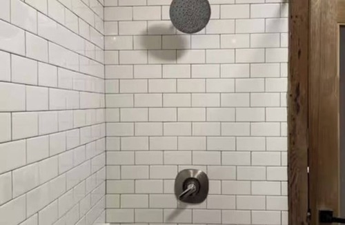 East Hollywood Hotel | 10-Bed Boutique Hostel in Hollywood/Silverlake- private Rental