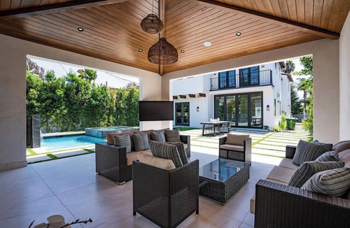 Beverly Hills Villa | 100 people Villa Event Space