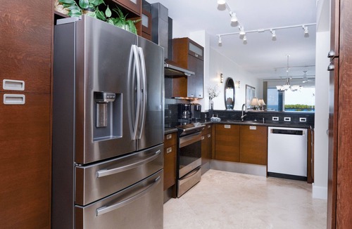 Rock Harbor Condo | 122 Mariners Club - An exceptional 2 bedroom luxury condo with ocean and marina views