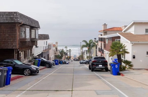 El Porto Apartment | 13 Houses to the Strand