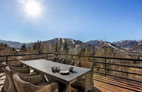 Red Mountain House | 1669 Red Mountain Road