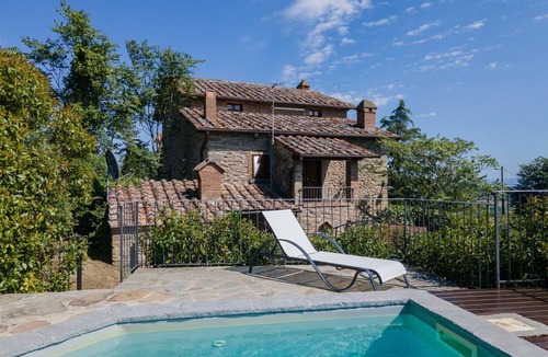 Cortona Villa | 185 m² Villa ∙ 4 bedrooms ∙ 8 guests