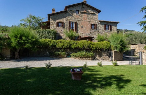Cortona Villa | 185 m² Villa ∙ 4 bedrooms ∙ 8 guests