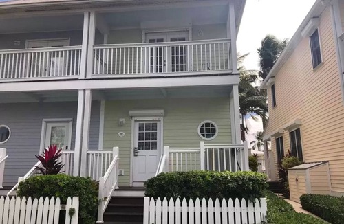 Marathon Villa | 2 Bed, 2 Bath Villa in Duck Key - sleeps max 6