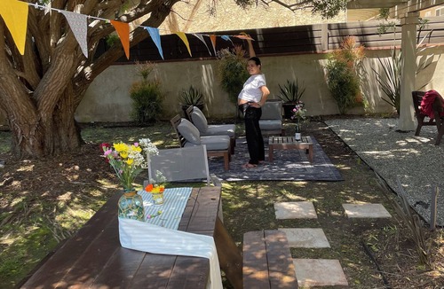 Los Angeles House | 2 Bedroom house near LAX with driveway parking and backyard