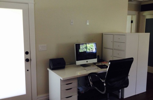Los Angeles House | 2 Bedroom house near LAX with driveway parking and backyard