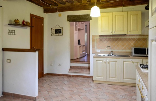 Scansano Apartment | 2 bedroom pet friendly apartment in Scansano