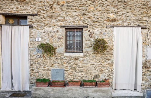 Stazzema Apartment | 2 bedroom stunning apartment in Terrinca