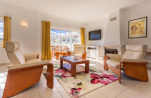 Budens House | 2 Bedroom Townhouse Quinta da Encosta Velha