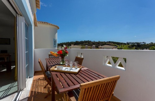 Budens House | 2 Bedroom Townhouse Quinta da Encosta Velha