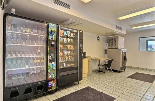 San Bernardino Apartment | 2 Full Beds | Smoking, Mini Fridge