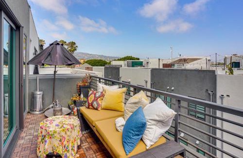 Central San Pedro House | 2 Mi to Cabrillo Beach: Luxe LA Gem w/Balcony