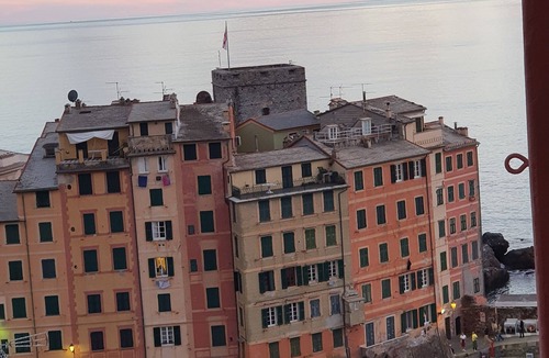 Camogli Apartment | 2 MINUTES FROM BEACH ULTRAPANORAMIC