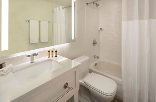 Islamorada Resort | 2 Spacious Garden Suite w/Kitchenette | Outdoor Pool + Beach Access