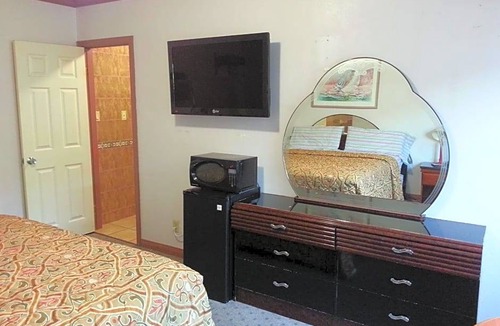 Sutter Hotel | 2-Star Hotel ∙ Walls Motel Long Beach