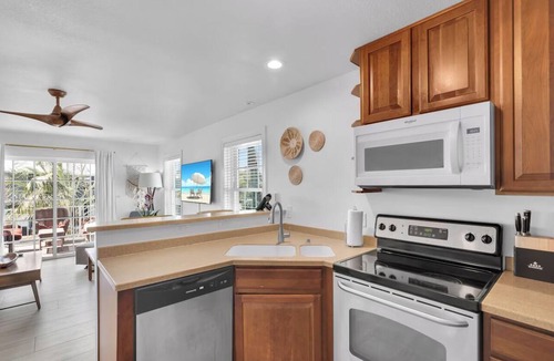 Layton Hotel | 2-Three Bedroom Townhouse w/Kitchen, Grill, Resort amenities & Ocean access
