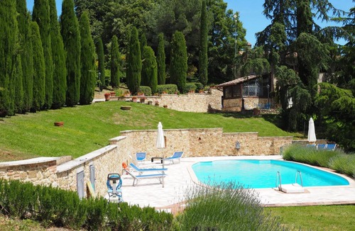 San Gimignano Apartment | 250 m² Apartment ∙ 3 bedrooms ∙ 6 guests