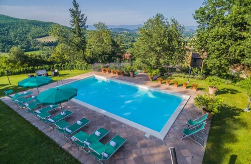 Ripoli Villa | 250 m² Villa ∙ 5 bedrooms ∙ 10 guests